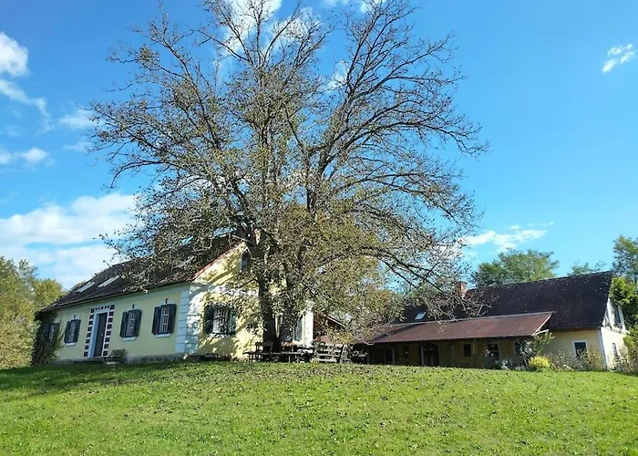 Mosti's Haeuschen Am בית נופש