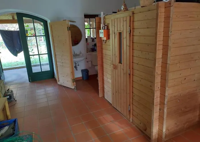 Mosti's Haeuschen Am Semesterbostad